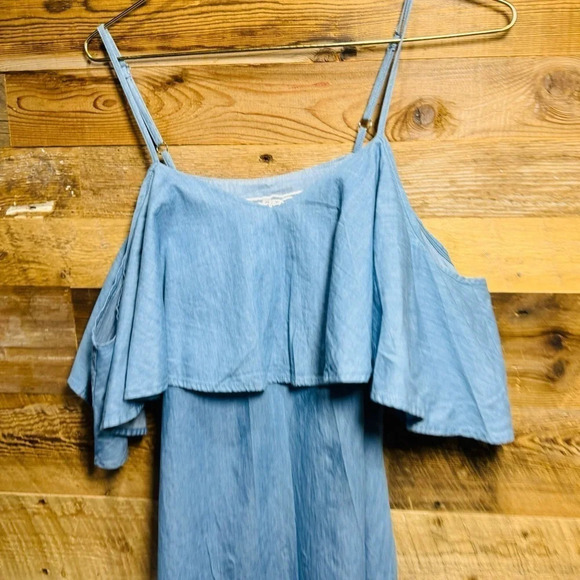 Pink Martini Denim cold shoulder spaghetti ruffle light blue festival street S - Picture 3 of 4